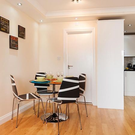 Kings Cross Apartment Londýn Pokoj fotografie